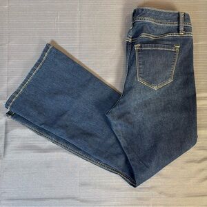 Torrid Luxe Slim Boot Jeans 12S Short Super Straight Stretch Medium Wash